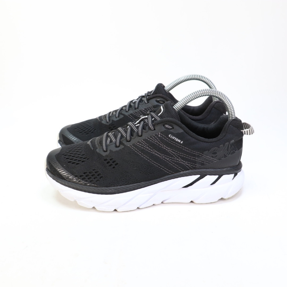 Hoka One One Womens Clifton 6 Black White Running Shoes Sneakers Size 6